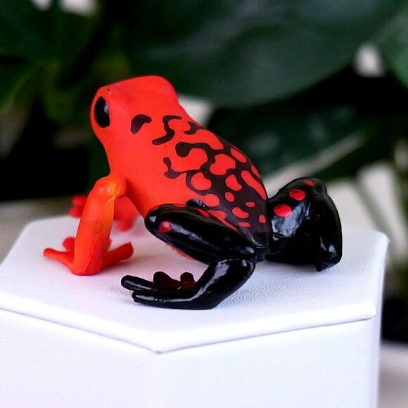 2 for $20 - NEW Equatorial Red Frog Figure - Hand Painted & Collectible Toy - Picture 9 of 11